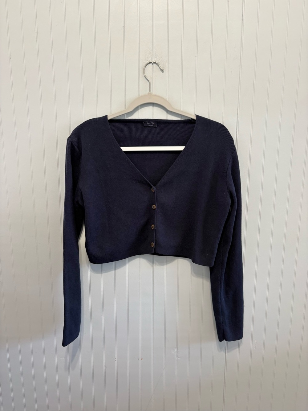 J. Galt Cropped V-Neck Button Cardigan in Navy Size S